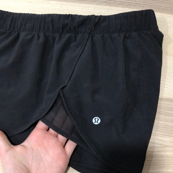Lululemon shorts - Picture 6 of 6